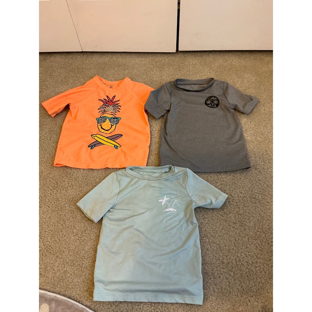 Cat & Jack and Gap‎ boys rashguards 2T